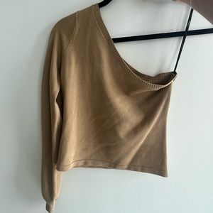 Forever 21. Brown one-shoulder sweater